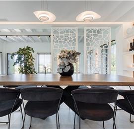 5 bedroom luxury seaside villa with indoor & outdoor pool, near Acharavi, sleeps 10